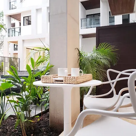 Ipana Condos By Ha